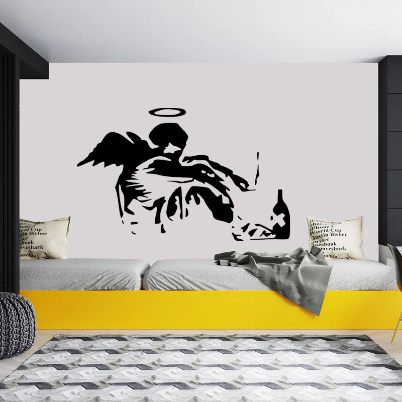 Banksy Fallen Angel Graffiti W - Home Cinema Room 评论和价格